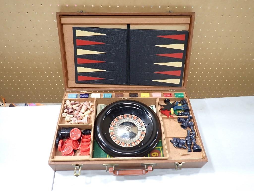 Multi Game Set incl Roulette, Backgammon, Chess, Checkers, etc in a Wood Case (1 of 6)