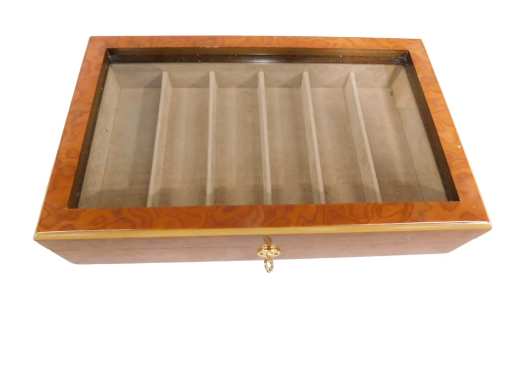 Horchow Burlwood Veneer Watch Box with Key 2 3/4" x 13" x 8 1/4": Horchow burlwood veneer watch box with key 2 3/4" x 13" x 8 1/4" All pictures are considered part of the description and should be examined carefully by bidders.
