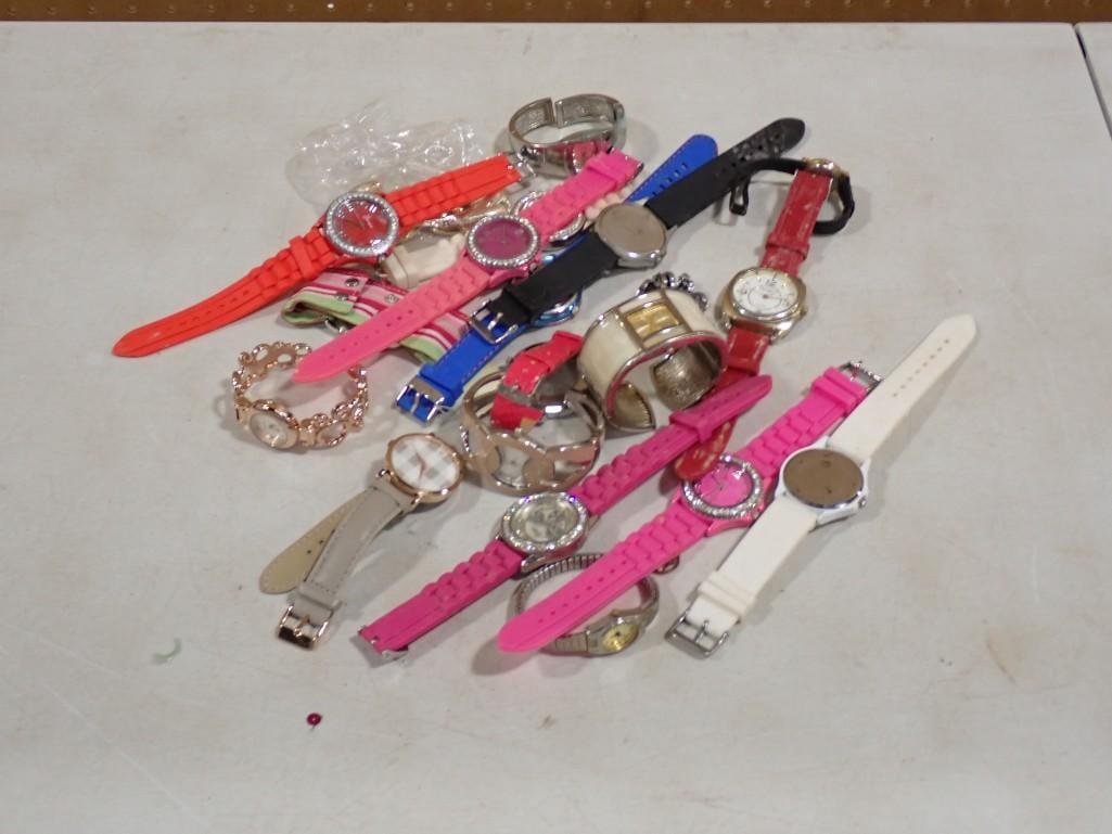Lot of assorted Wrist Watches (1 of 7)