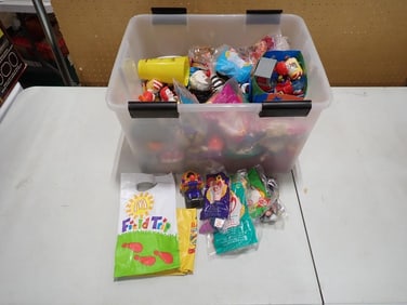 Lot of Small Toys incl Ronald McDonald, Hamburglar, McDonald's Happy Meal Toys, Etc