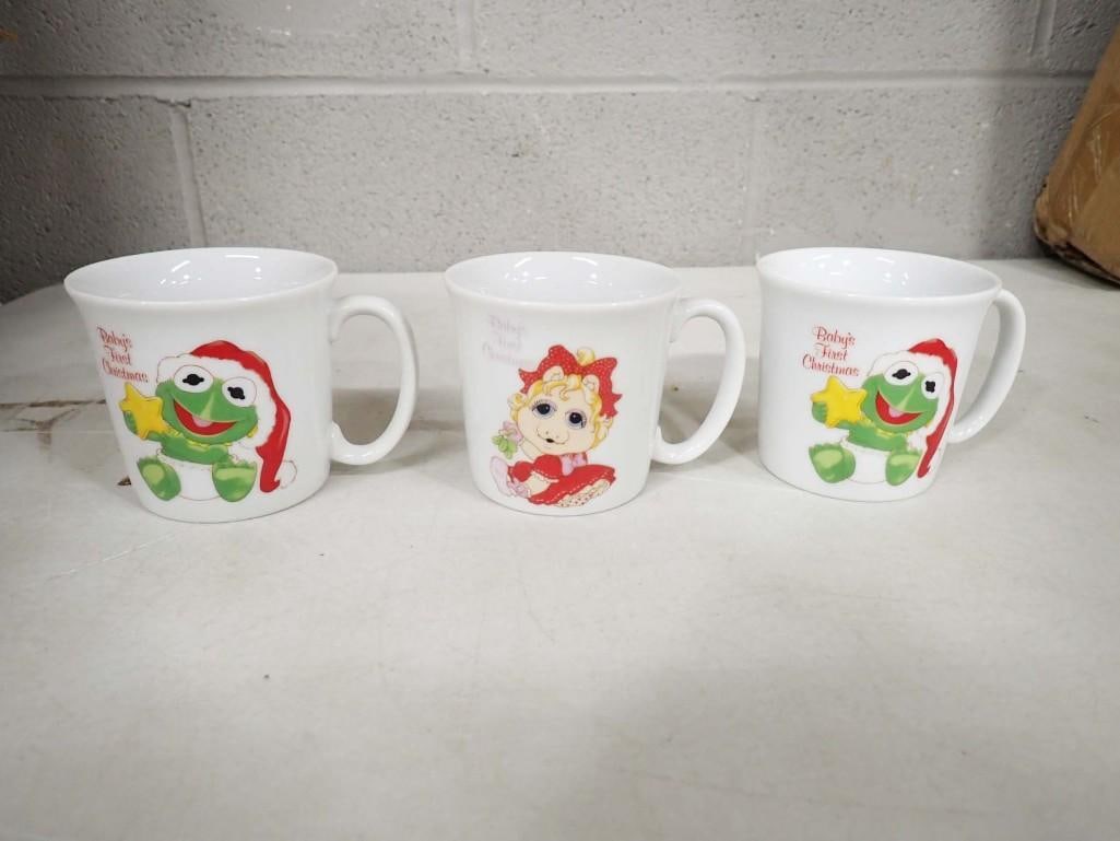 3 Muppet Babies Baby's First Christmas Mugs or Cups incl 2 Kermit and 1 Miss Piggy: 3 Muppet Babies Baby's First Christmas Mugs or Cups incl 2 Kermit and 1 Miss Piggy All pictures are considered part of the description and should be examined carefully by bidders. Live Auctionee