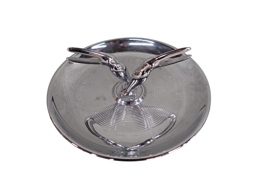 Vintage Art Deco Chrome Ashtray Pincherette Cigarette Holder with Pelicans or Toucans (1 of 7)
