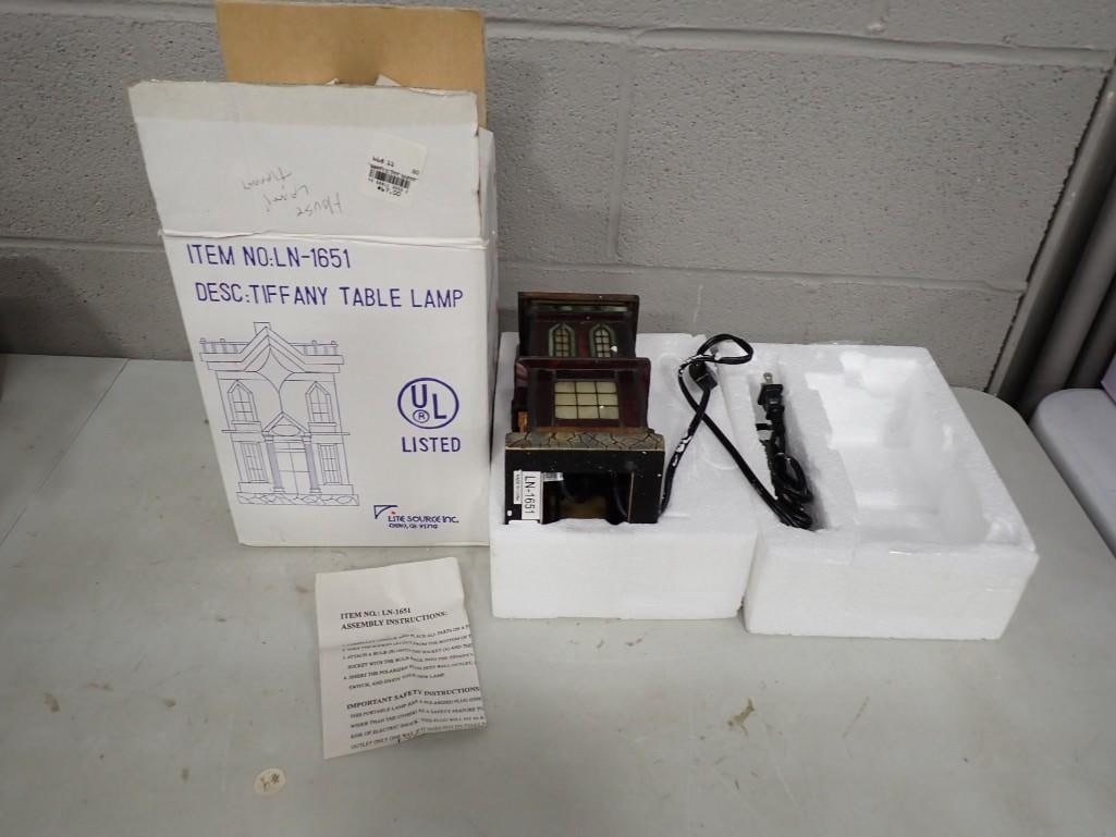 Lite Source Stained Glass Tiffany Style Lamp with original box (1 of 7)