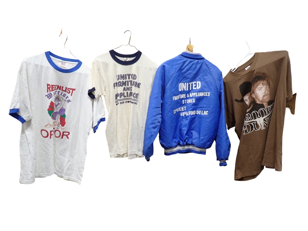 Brooks and Dunn T-Shirt, United Furniture T-Shirt and Windbreaker Jacket, Reenlist Warriors T-Shirt: Brooks and Dunn T-Shirt, United Furniture T-Shirt and Windbreaker Jacket, Reenlist Warriors T-Shirt All pictures are considered part of the description and should be examined carefully by bidders. Liv