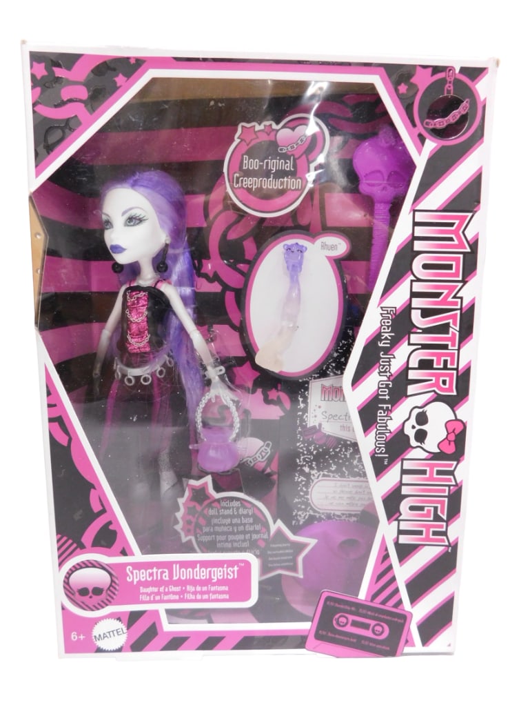 Monster High Spectra Vondercast Boo-riginal Creeproduction Doll NRFB (1 of 4)