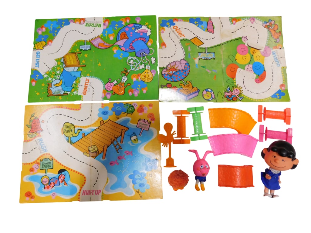 Vtg 1960s Upsy Downsy Figures, Accessories, Playlands, Peanuts Lucy Little Kiddles Lot (1 of 8)