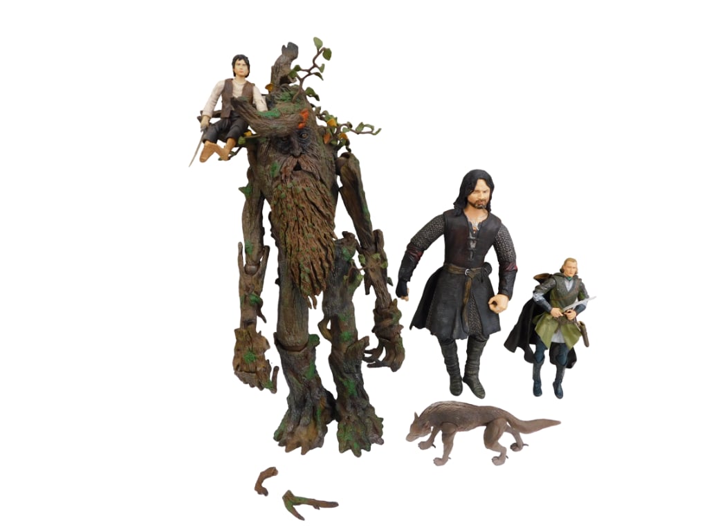 Lord of the Rings Talking Treebeard and Figure Lot (1 of 7)