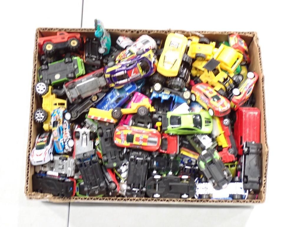 Over 5 lbs of Die Cast Cars and Vehicles: Over 5 lbs of Die Cast Cars and Vehicles All pictures are considered part of the description and should be examined carefully by bidders. Live Auctioneers is now offering Live Shipping through them.