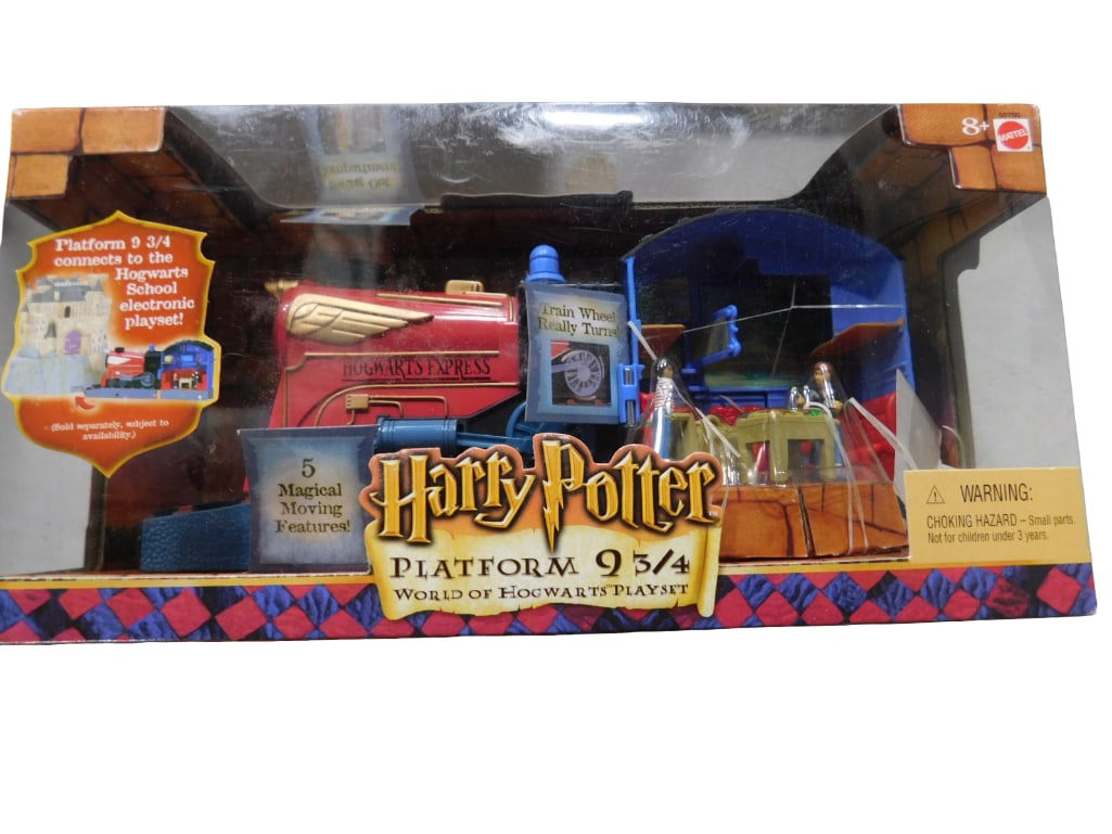 Harry Potter Platform 9 3/4 World of Hogwarts Playset New in Box by Mattel: Harry Potter Platform 9 3/4 World of Hogwarts Playset New in Box by Mattel All pictures are considered part of the description and should be examined carefully by bidders. Live Auctioneers is now of
