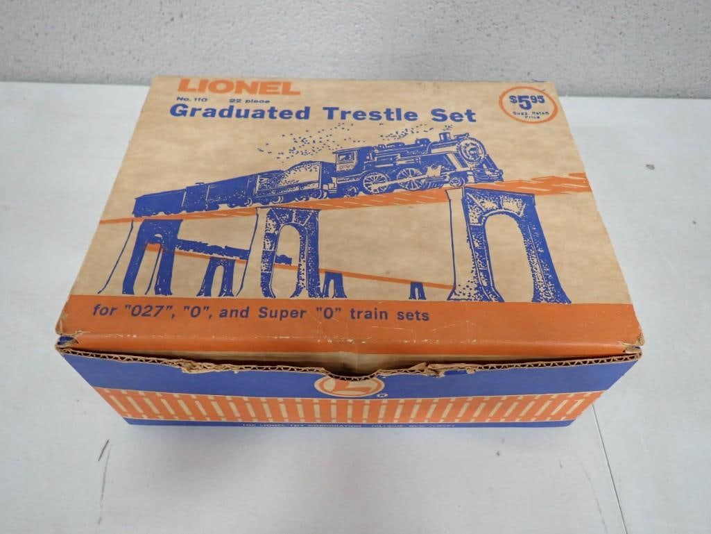 Vintage Lionel #110 Graduated Trestle Set with Original Box - 22 pieces (1 of 6)