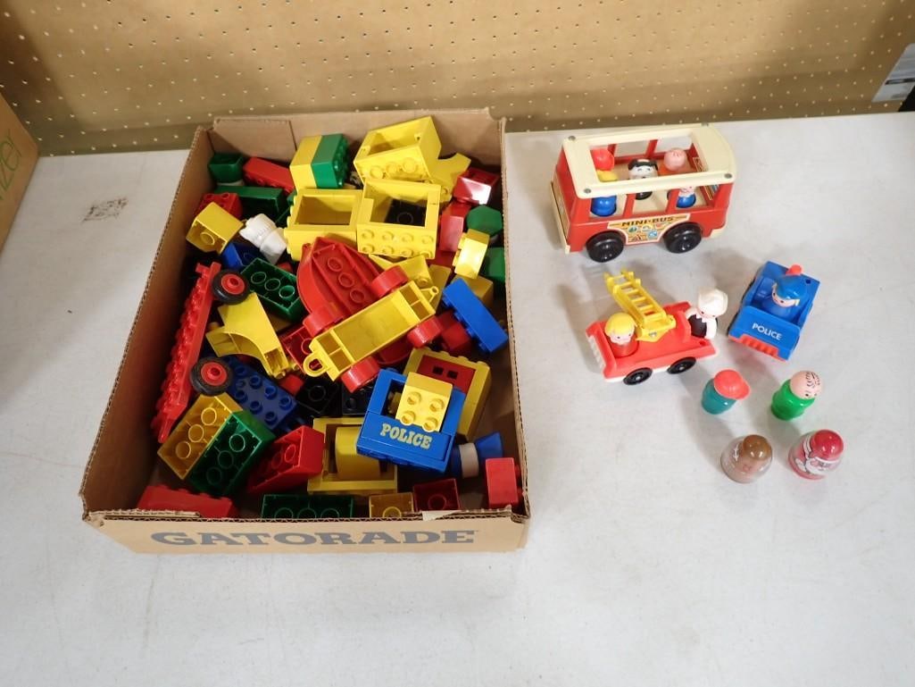 Vintage Duplo Blocks, Weebles, Fisher Price Mini Bus, Little People, Etc: Vintage Duplo Blocks, Weebles, Fisher Price Mini Bus, Little People All pictures are considered part of the description and should be examined carefully by bidders. Live Auctioneers is now offering Li