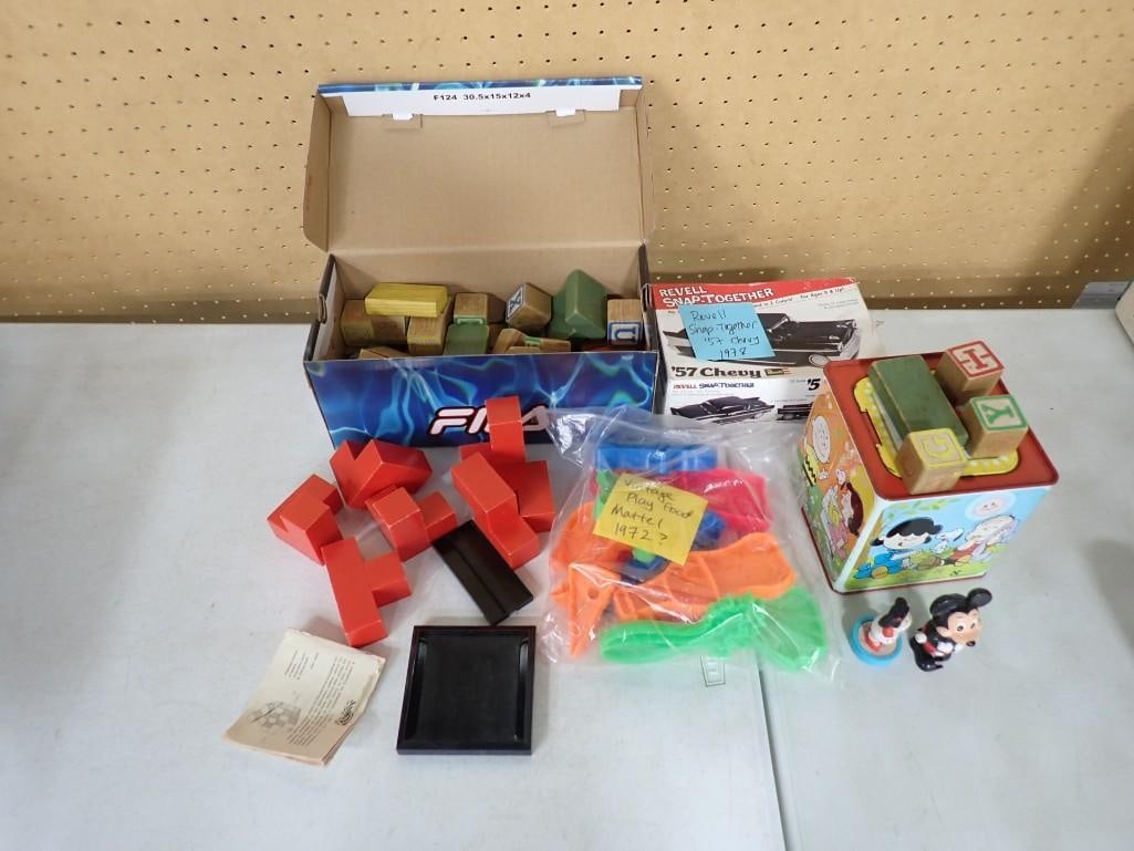 Vintage Toys incl Disney Wind Up Mickey Mouse, Peanuts Snoopy Jack in the Box, 1970s Mattel (1 of 12)