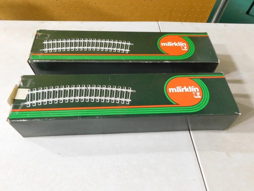 Two boxes of Marklin 1 gauge Track 5932: Two boxes of Marklin 1 gauge Track 5932 All pictures are considered part of the description and should be examined carefully by bidders. Live Auctioneers is now offering Live Shipping through them. Th