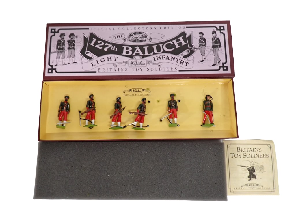 Britains Toy Soldiers 127th Baluch Light Infantry The British Army in India W Britain Set 8833 (1 of 8)