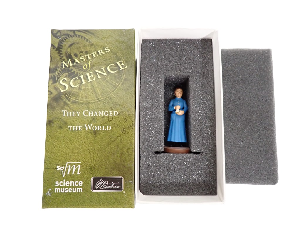 Britains Metal Figure Masters of Science Marie Curie 40283 in Original Box W Britain (1 of 3)