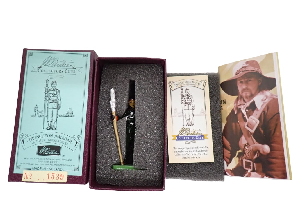 Britains Toy Soldiers Truncheon Jemadar of the 2nd Gurkha Rifles W Britain Collectors Club: Britains Toy Soldiers Truncheon Jemadar of the 2nd Gurkha Rifles W Britain Collectors Club figure in original box All pictures are considered part of the description and should be examined carefully