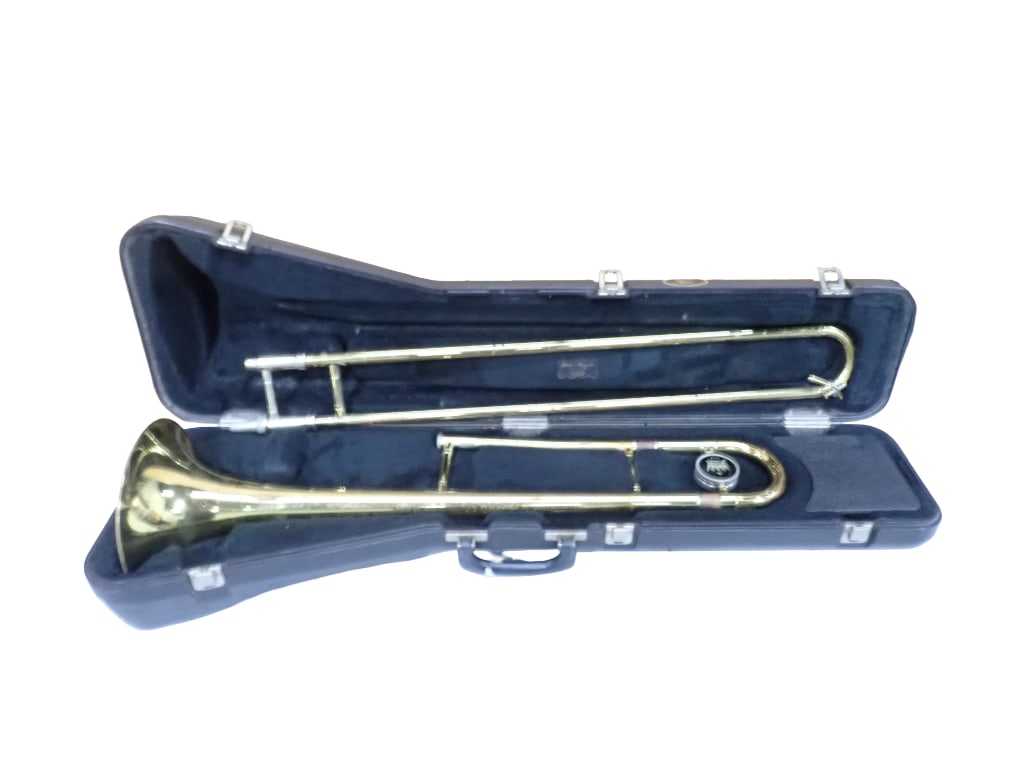 King Trombone in a Hard Case (1 of 11)