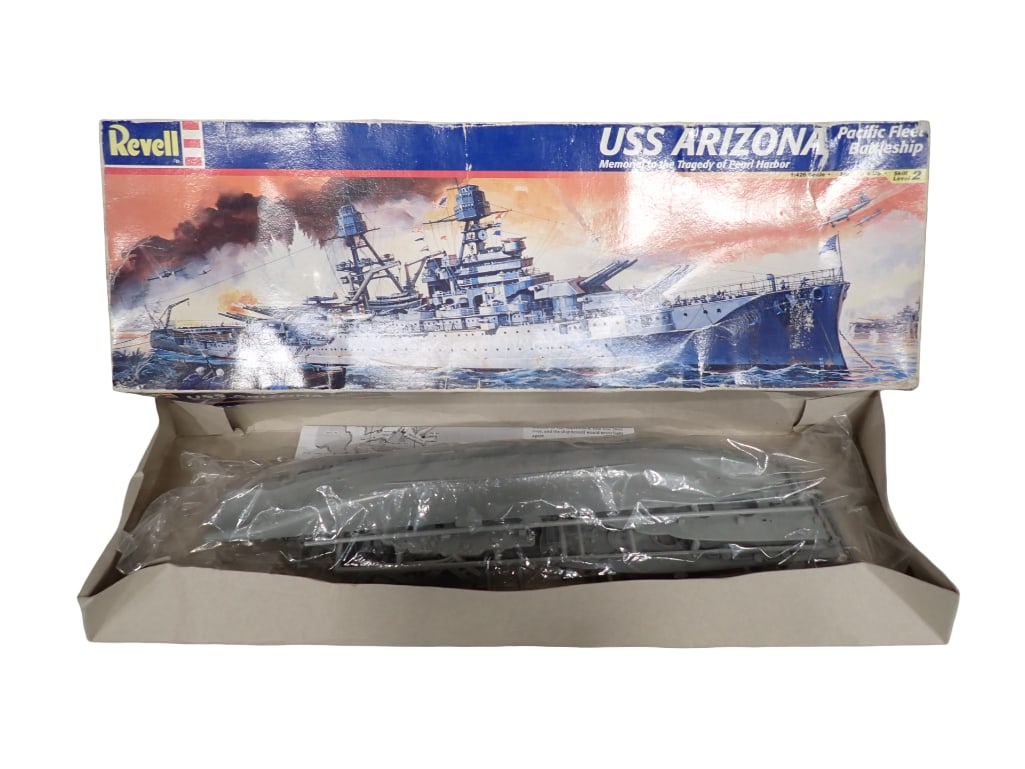 Revell USS Arizona Ship Model Kit (1 of 9)