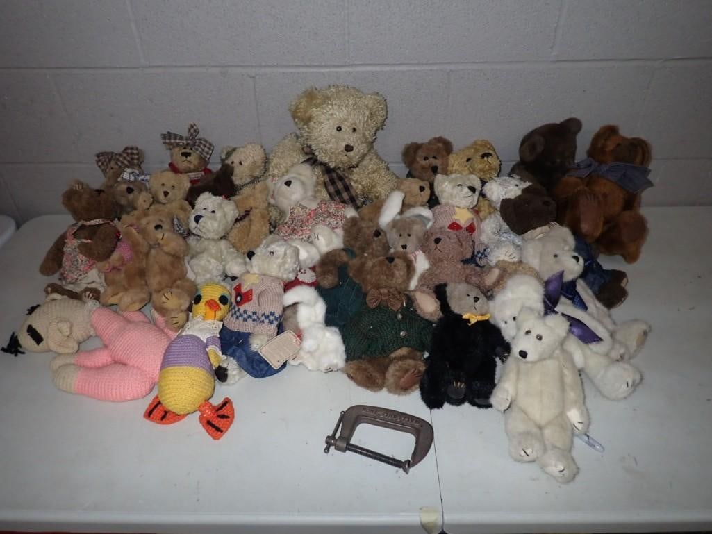 Large Plush Lot including Stuffed Animals, Jointed Bears, Boyd's Bears, etc. (1 of 8)