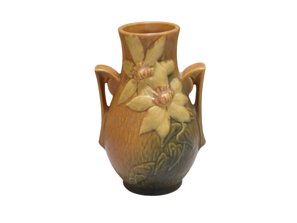 Vintage Roseville Pottery Clematis Vase Two Handled 108-8 (1 of 7)