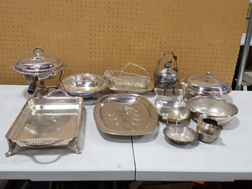 Lot of Vintage Metal Serving Items: Lot of Vintage Metal Serving Items All pictures are considered part of the description and should be examined carefully by bidders. Live Auctioneers is now offering Live Shipping through them. This is