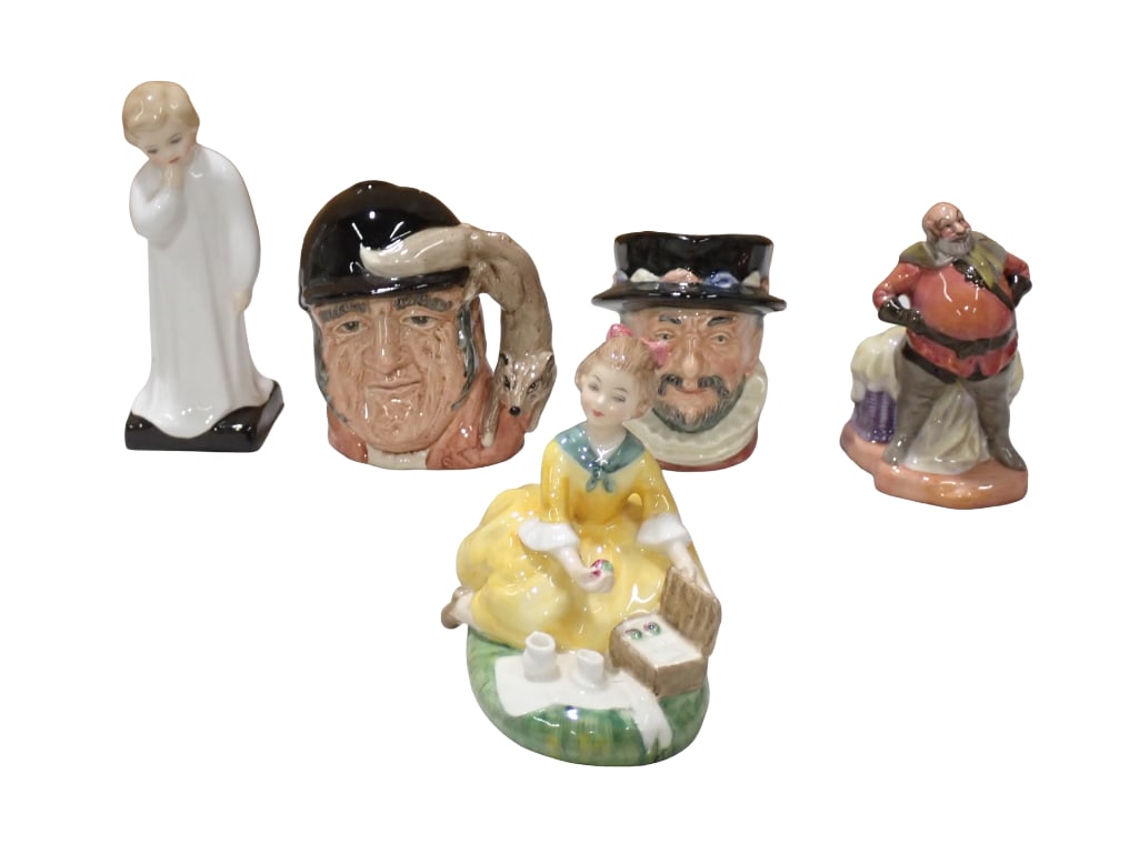 Royal Doulton Lot incl Darling, Gone Away, Beefeater, Falstaff, Picnic (1 of 10)