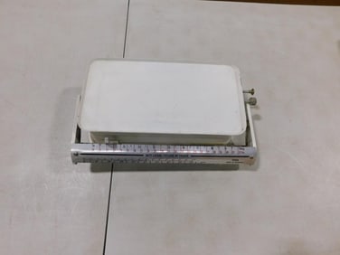 Vintage Tara German Kitchen Scale