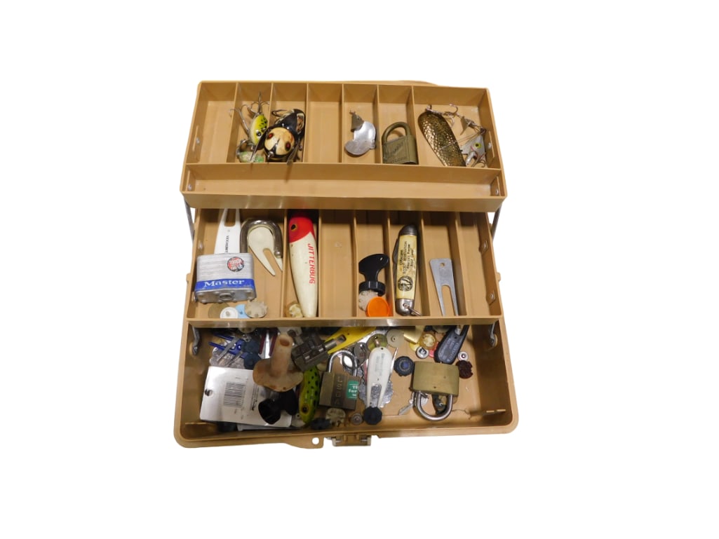Fishing Tackle Box with Smalls, Lures, Pocket Knife, Etc (1 of 4)