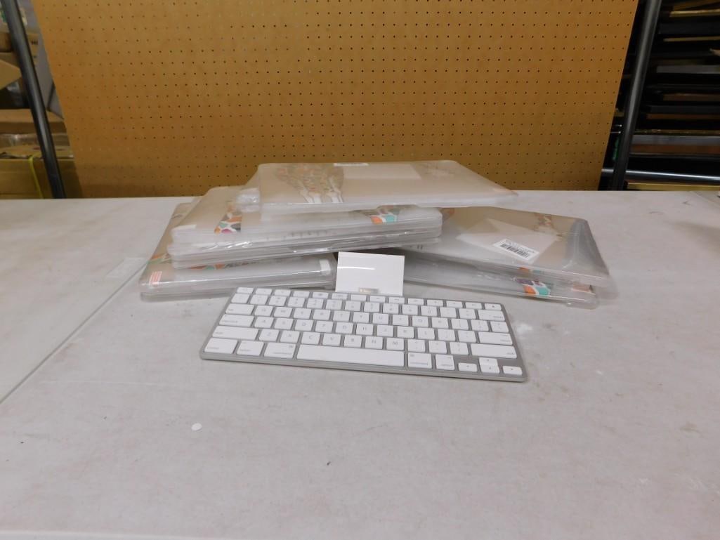 Keyboard for an Iphone or Apple Product, plus Giraffe Design protectors for Apple Laptops (1 of 3)