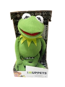 Kermit the Frog Singing and Talking Muppets Plush New in Box