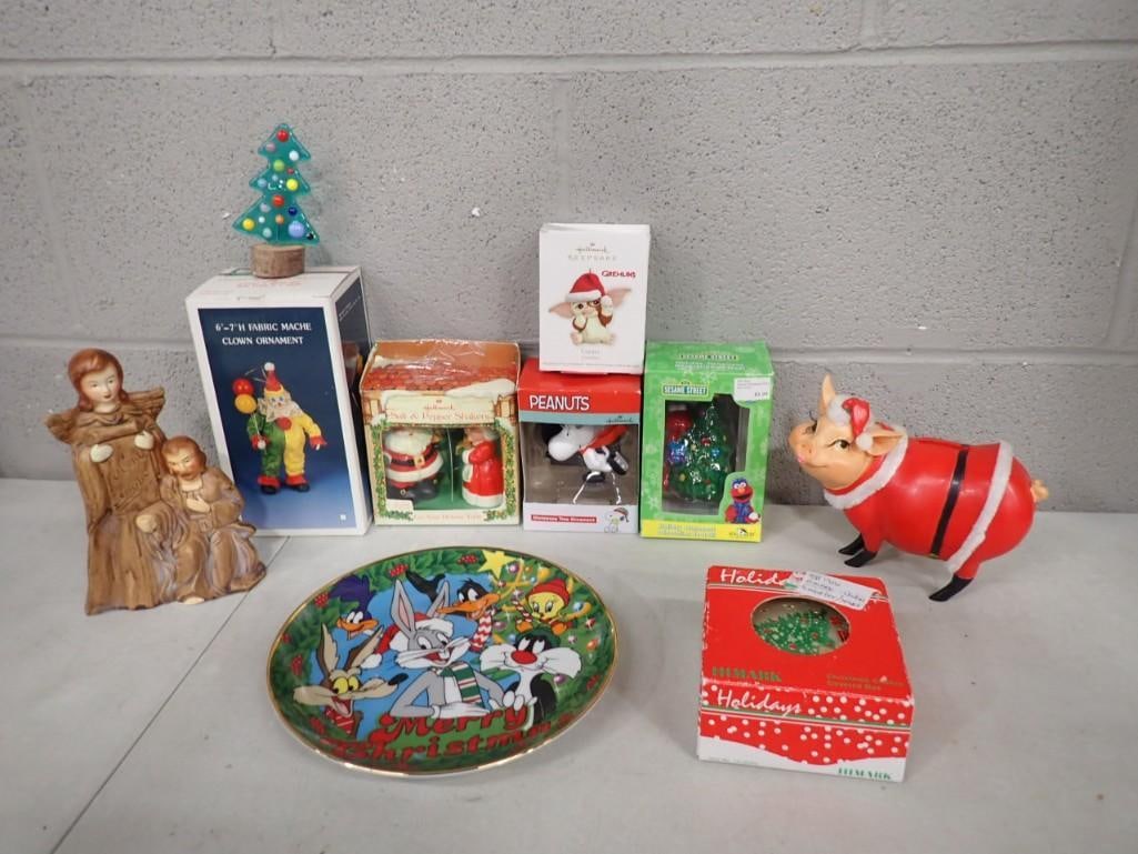 Christmas Lot including Ornaments, Peanuts Hallmark Keepsake, Fabric Mache Clown, Santa Pig, Bugs (1 of 7)