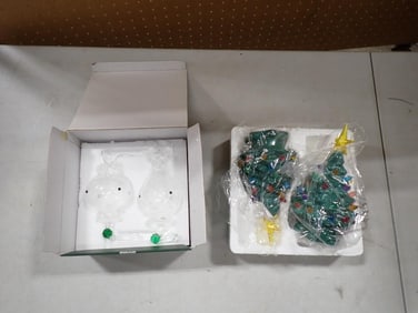 2 Small Lighted Ceramic Christmas Trees and 2 Glass Christmas Tree Ornaments