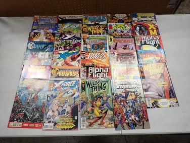 Comic Books including Thunderbolts, Fantastic Five, Sentry, Defenders, X-51, Alpha Fight, Wild Thing