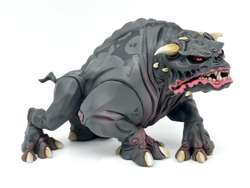 Ghostbusters Mini Epics ZUUL Terror Dog Figure Weta Workshop 3.5" Tall: Ghostbusters Mini Epics ZUUL Terror Dog Figure Weta Workshop 3.5" Tall. Comes with partial box and paperwork. All pictures are considered part of the description and should be examined caref