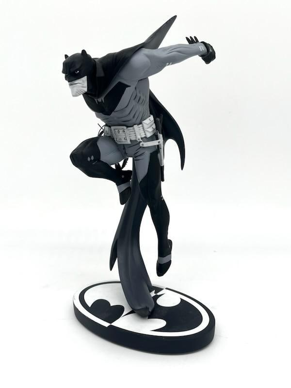 Batman Black & White Series Original Mini Statue Norm Breyfogle 83/5000 8" w/ Partial Box (1 of 7)