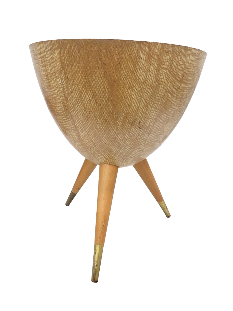 Mid Century Modern Fiberglass Tripod Planter with Wooden Legs 16" x 19" Tall: Mid Century Modern Fiberglass Tripod Planter with Wooden Legs 16" x 19" Tall. Nice condition. Minor staining on the inside only. All pictures are considered part of the descriptio