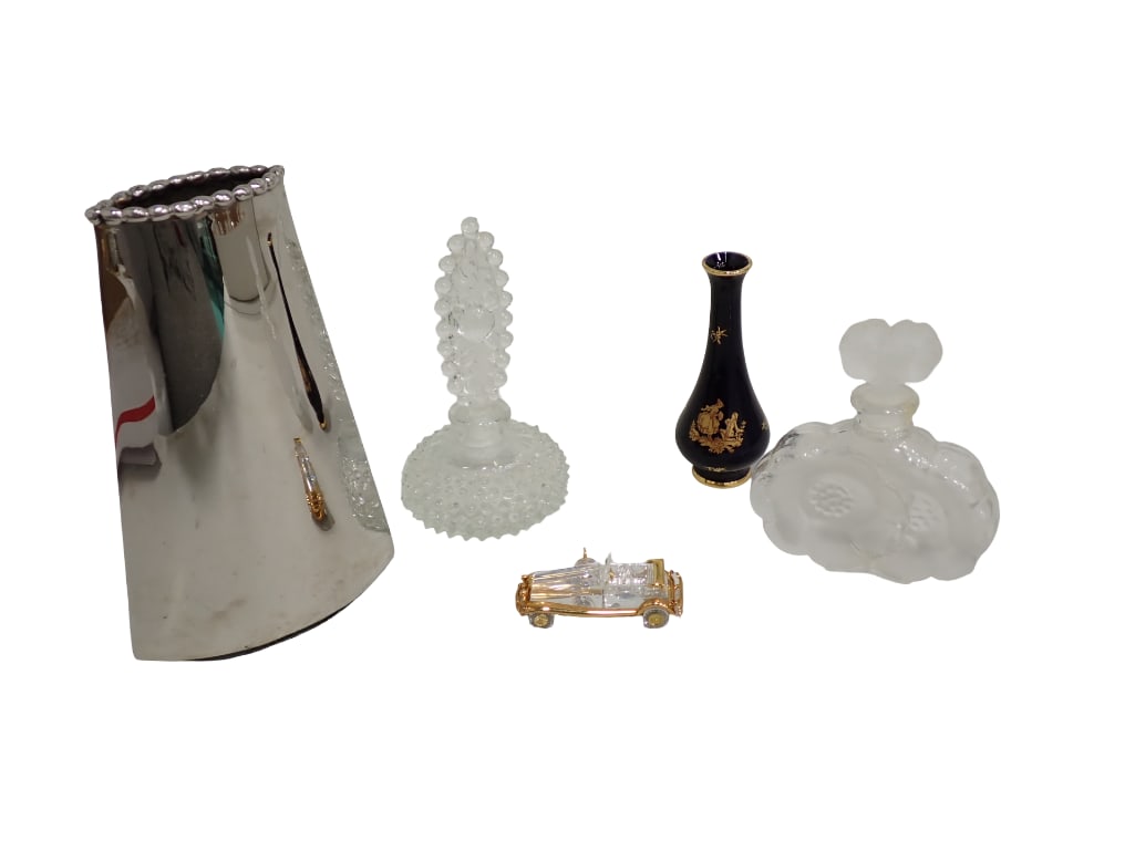 Michael Aram Vase, Swarovski Car, and More: Michael Aram Vase, Swarovski Car, and More. Glass Act Studio Two Flowers perfume bottle has a repaired/glued edge. Everything else is in nice condition. All pictures are considered part o