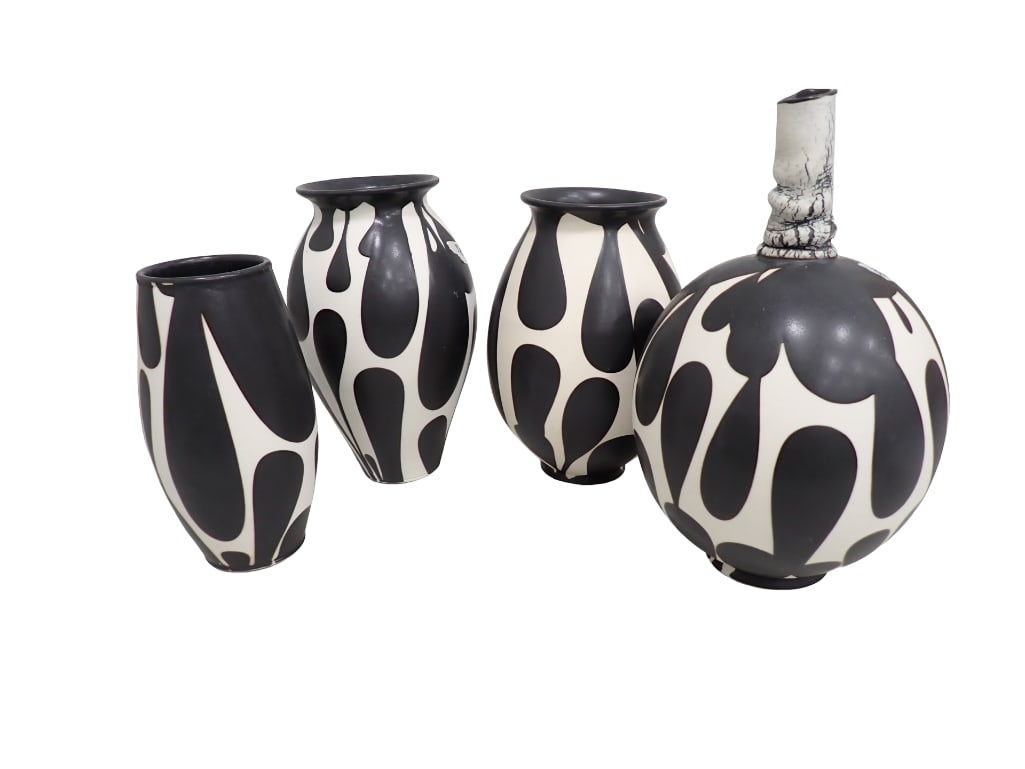Lot of 4 Sam Scott Black and White Contemporary Vase Ceramic Pottery (1 of 9)