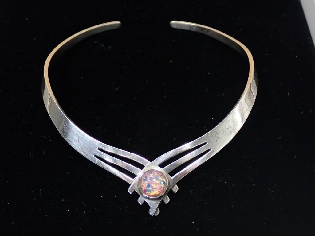 Modernist Sterling Choker Necklace with Opal Stone Marked Jr-227 Taxco?: Modernist Sterling Choker Necklace with Opal Stone Marked Jr-227 Taxco? Stamped .925 Mexico, Total weight is 52g, Opal measures 1/2" across All pictures are considered part of the description an