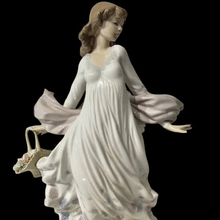 Lladro 5898 Spring Splendor Large (1 of 6)