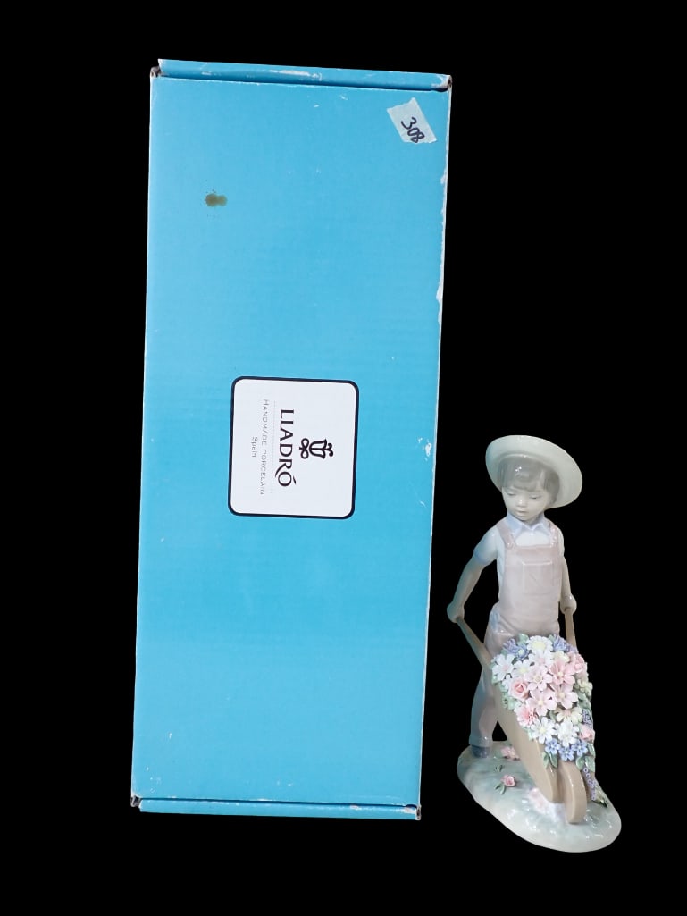 Lladro 1283 Wheelbarrow with Flowers Boy Porcelain Figurine (1 of 12)