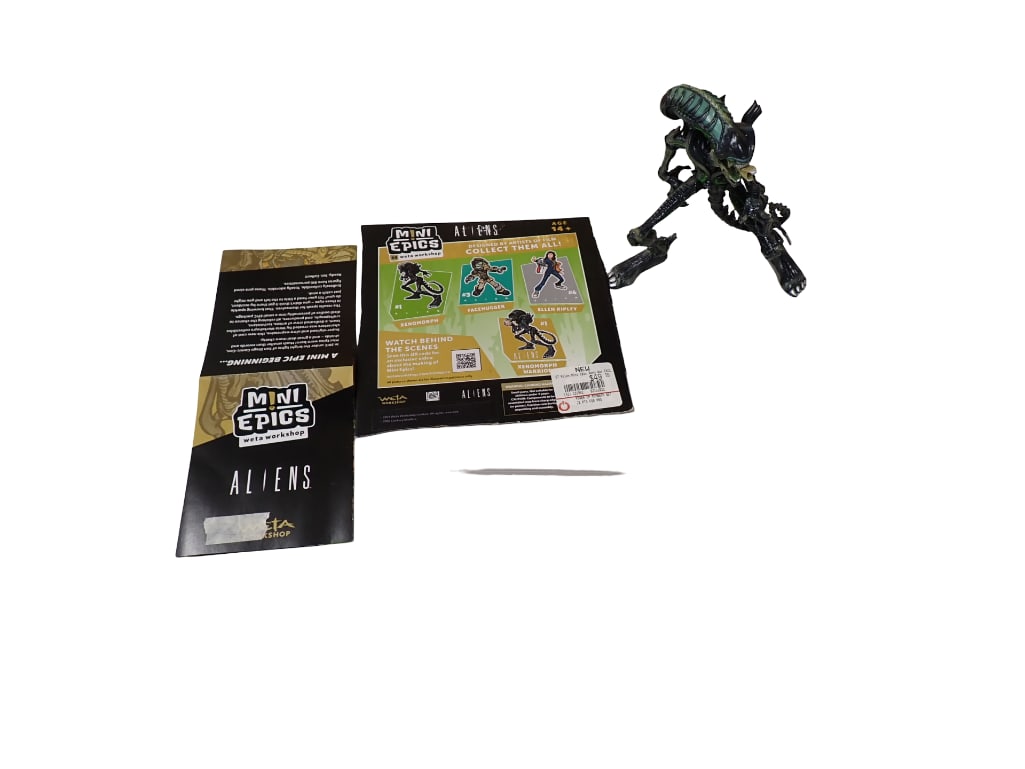 Mini Epics Aliens Xenomorph Soldier #2 Limited Edition with Partial Box (1 of 11)