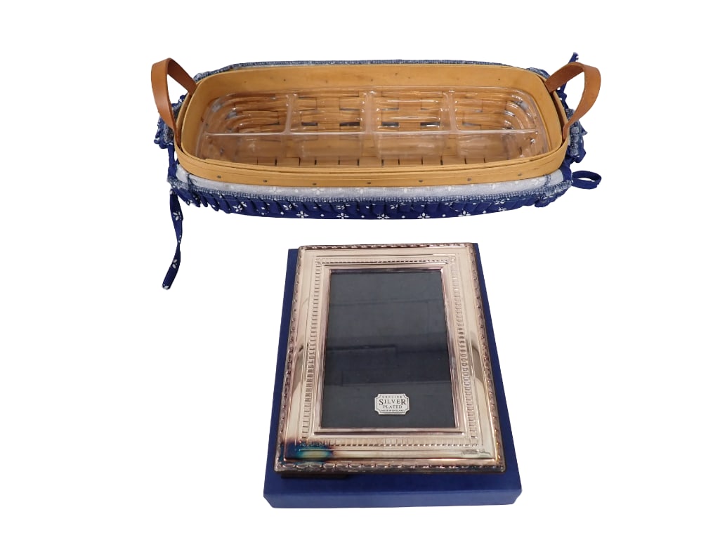 1999 Longaberger Basket and Silver Plated Picture Frame (1 of 9)
