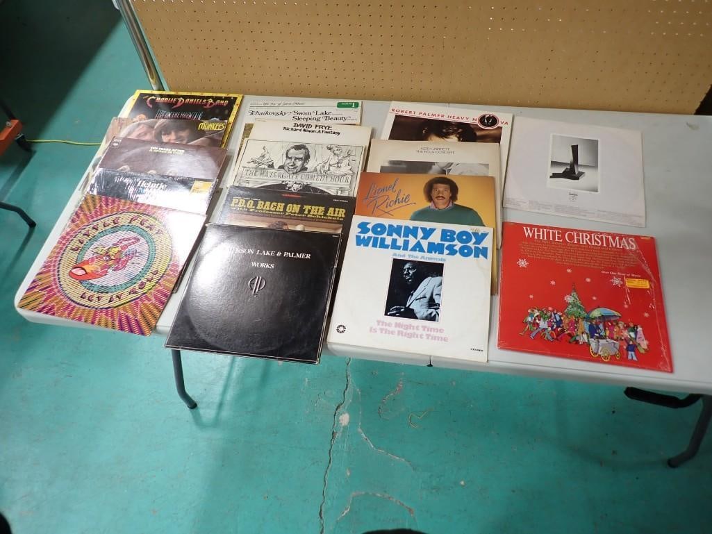 15 Vinyl Records incl The Monkees, Led Zeppelin, Charlie Daniels Band, & More (1 of 10)