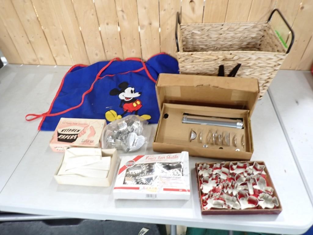 Vintage Cookie Cutters, Pastry Tools for your Holiday Baking, Mickey Mouse Apron (1 of 7)