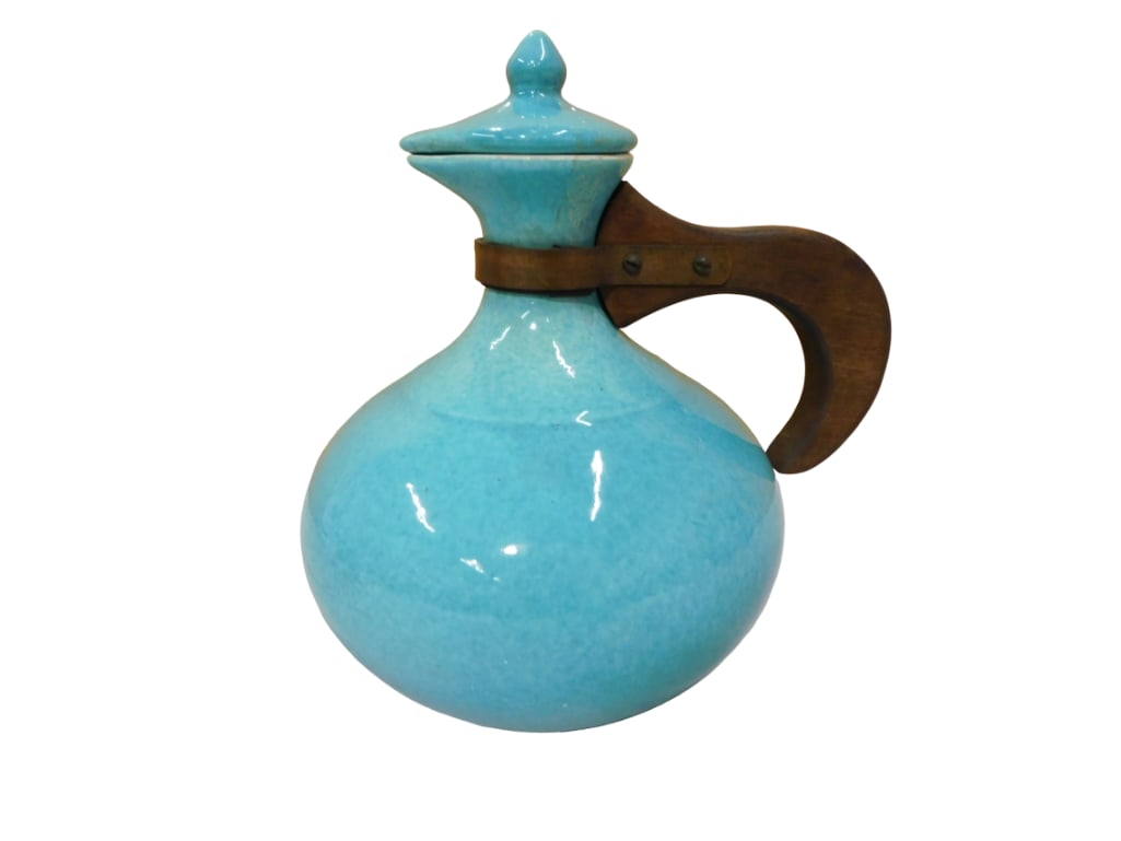 Vintage MCM Red Wing Pottery Coffee Server No 565 Teal or Turquoise Colored with Wood Handle (1 of 6)