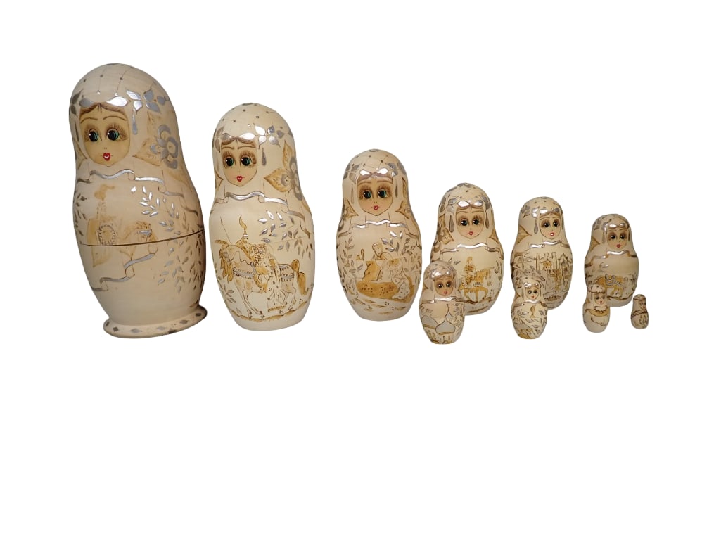 Set of 10 Russian Nesting Dolls Hand painted and Signed (1 of 7)