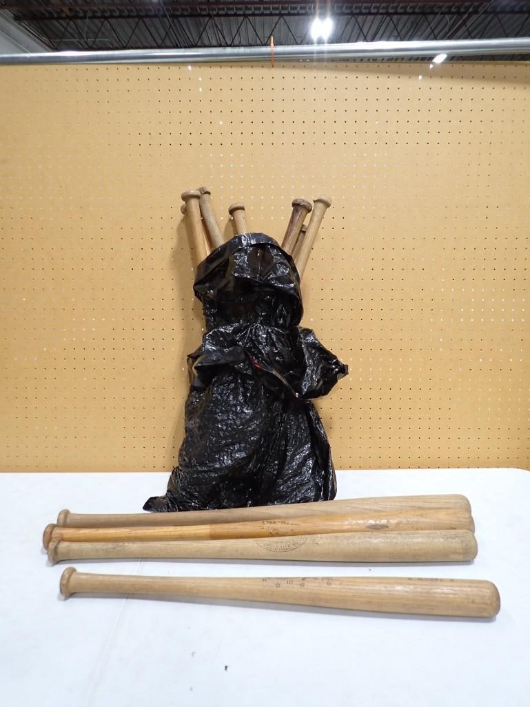 Lot of assorted Wooden Baseball Bats including Vintage: Lot of assorted Wooden Baseball Bats including Vintage All pictures are considered part of the description and should be examined carefully by bidders. Live Auctioneers is now offering Live Shipping t