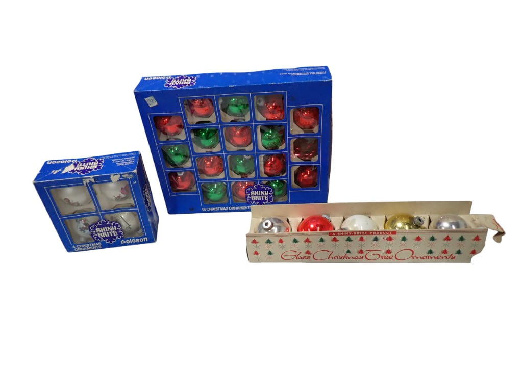 Lot of Shiny Brite Christmas Ornaments in Original Boxes (1 of 5)