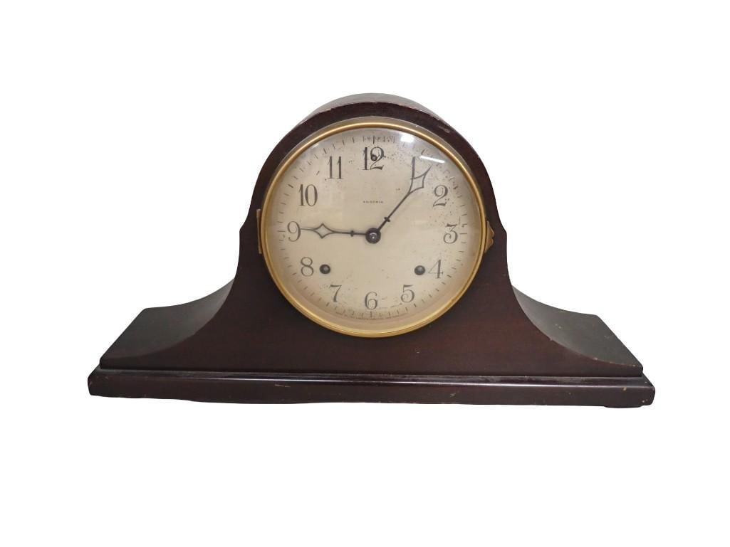 Vintage Ansonia Mantle Clock: Vintage Ansonia Mantle Clock Condition: untested All pictures are considered part of the description and should be examined carefully by bidders. Live Auctioneers is now offering Live Sh